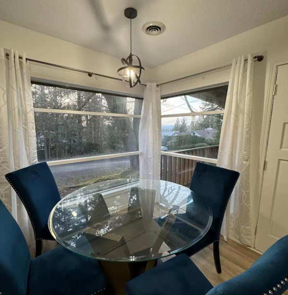 Sw Hill Holiday home *